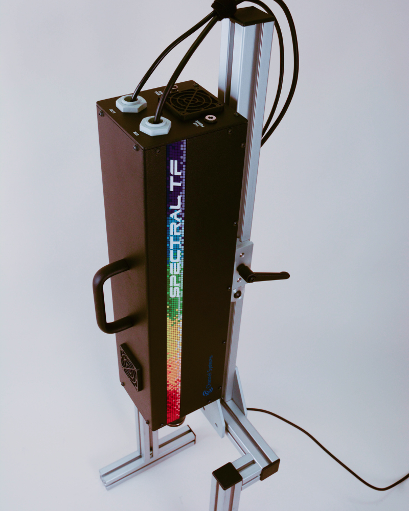 Integrated tunable filter imaging system mounted on a vertical scanner